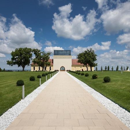 Ladanjsko Imanje Principovac Bed & Breakfast Ilok Eksteriør bilde